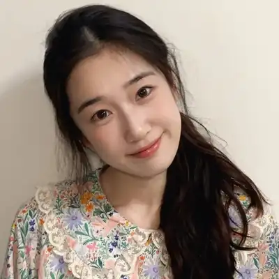 何飞翔